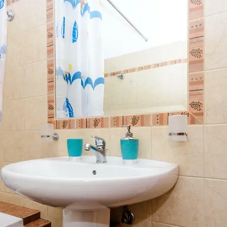 Thano's Apartamento